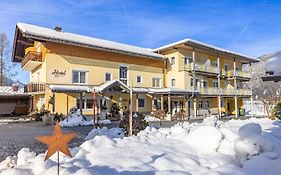 Hotel-Garni Zerza